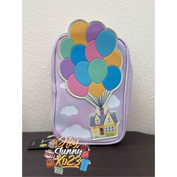 Bioworld Handbags - Disney Pixar Up Balloon House Cosmetic Bag